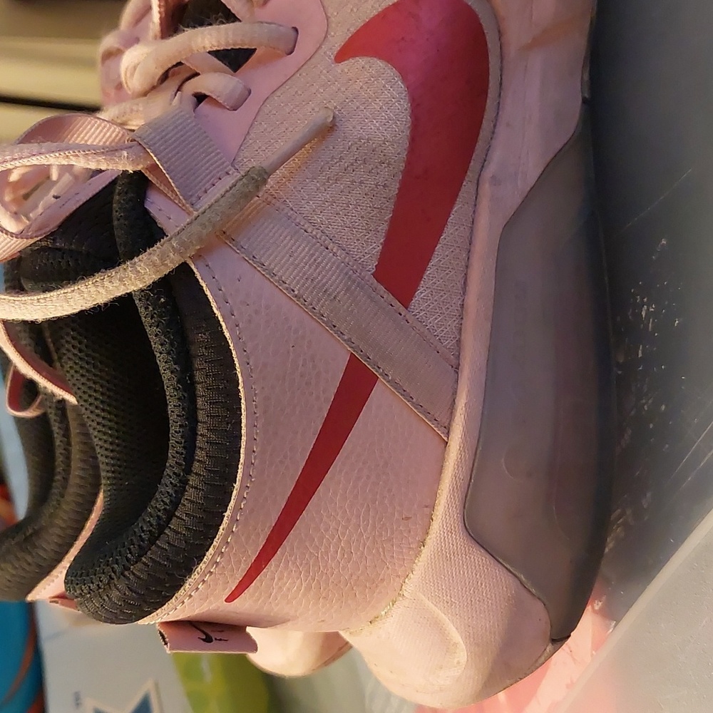 Girls Nike Zoom Crossover Size: 7Y, Pink - Picture 4 of 16